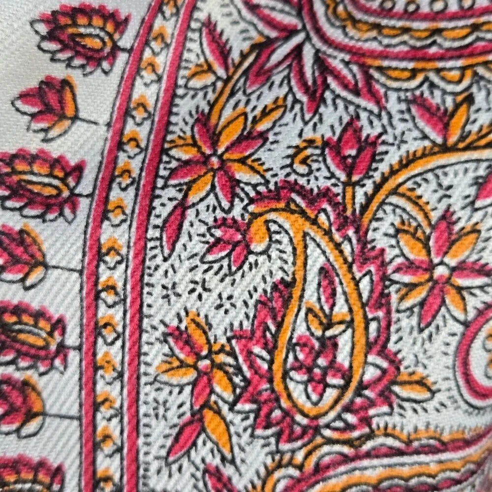 Oswal Shawl 100% Pure New Wool Light Gray Red Orange Paisley Pattern Fringe NWT